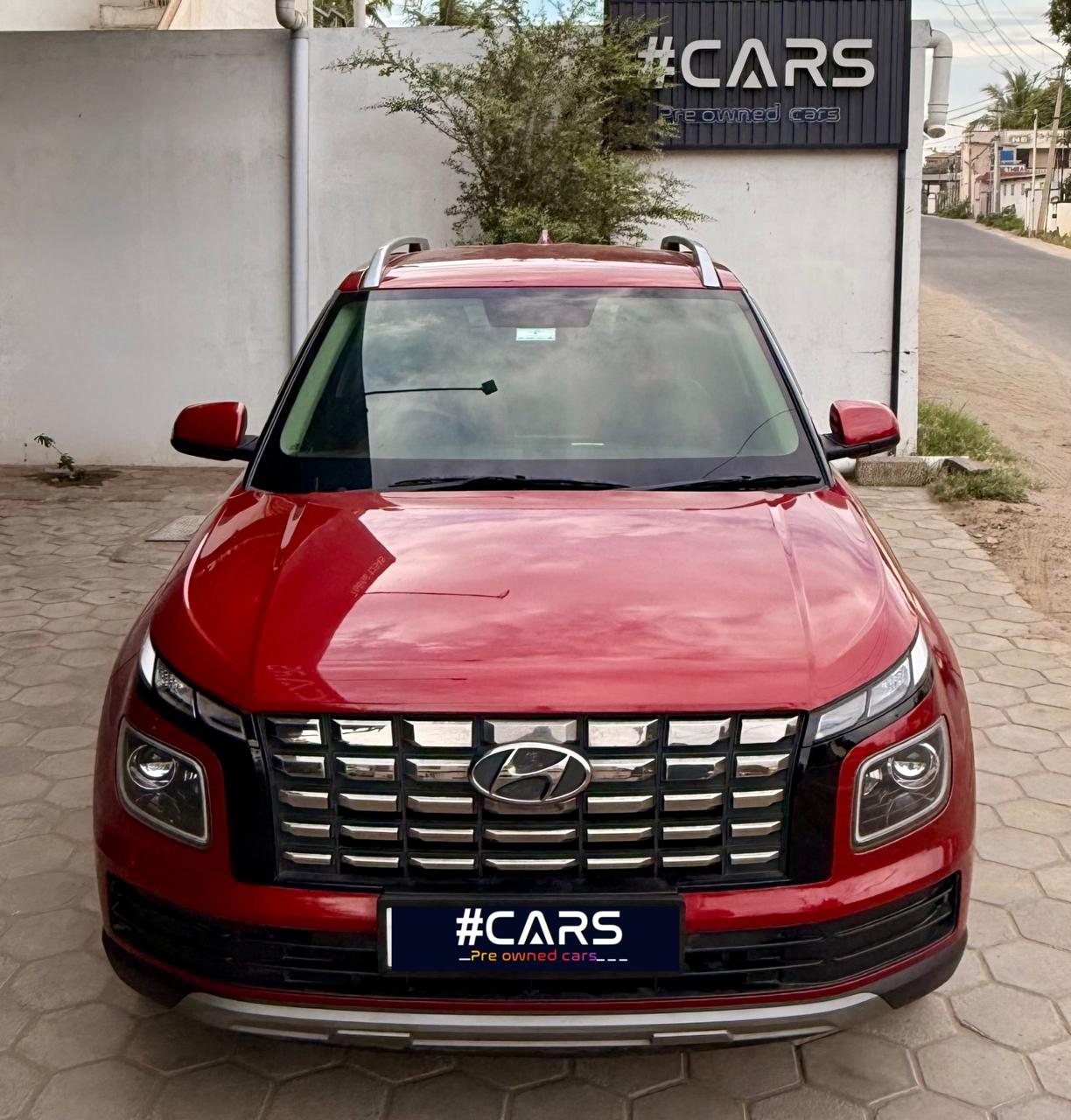 Hyundai Venue - Image 1